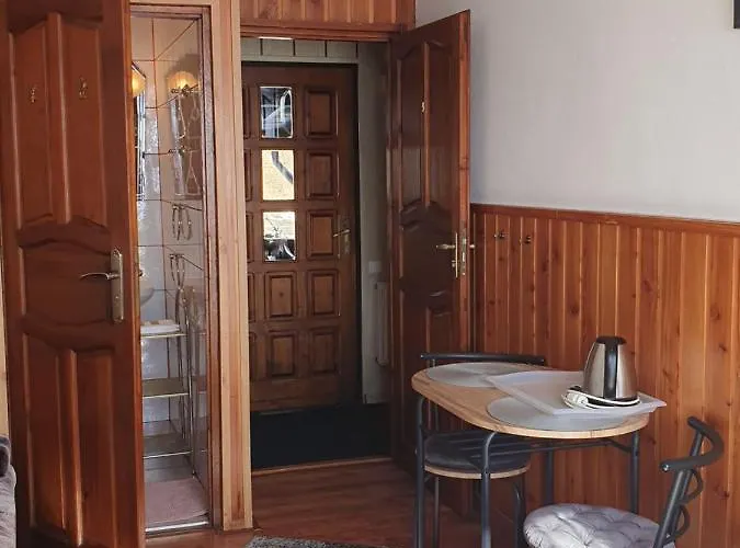 Goscinne Angelika בית אירוח ויסלאו